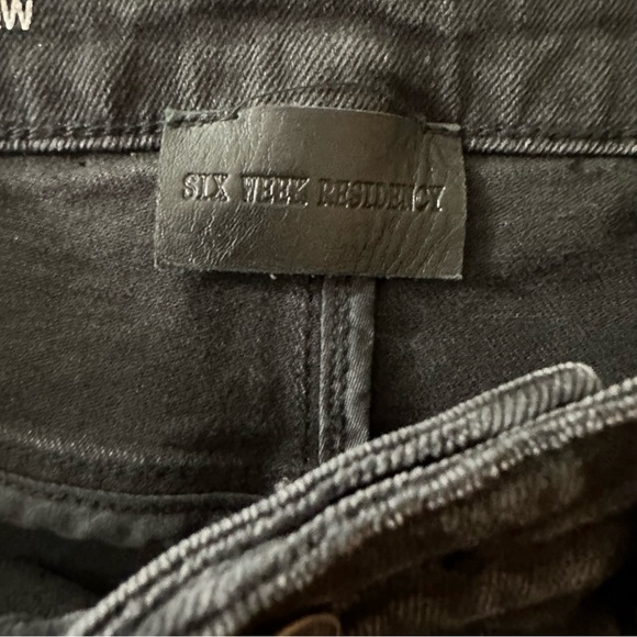 Six Week Residency Washed Black SWR-D01 Distressed ButtonFly Skinny Jeans NWT 36 - Picture 9 of 15